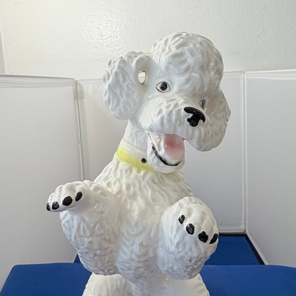 Vintage TALL White Ceramic Poodle Figurine Dog Japan Mid Century 10.5 Inch 2527 - Picture 5 of 11